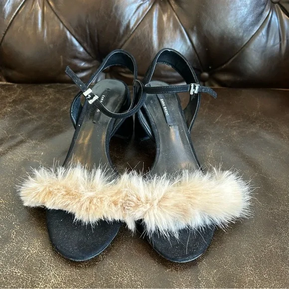 ✨4 for $60✨ Zara Black Heels with Tan Faux Fur Strap Size 36 - Picture 2 of 8